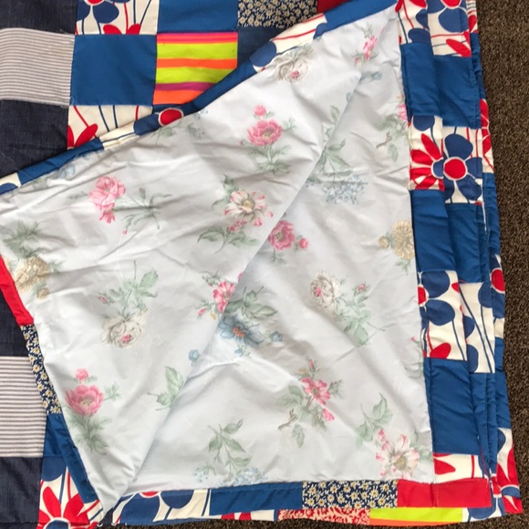 Quilt Farmhouse Style Handmade - Picture 9 of 10